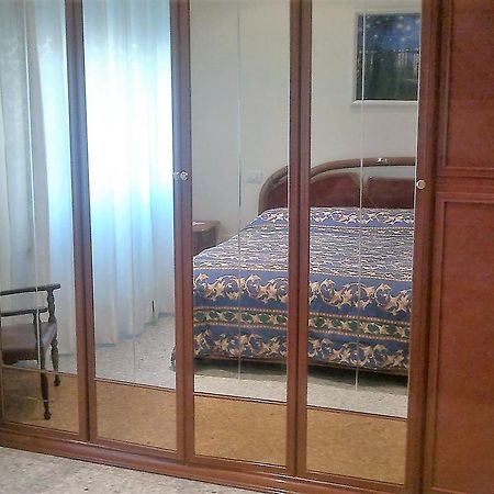 B&B In Centro San Benedetto del Tronto Eksteriør billede