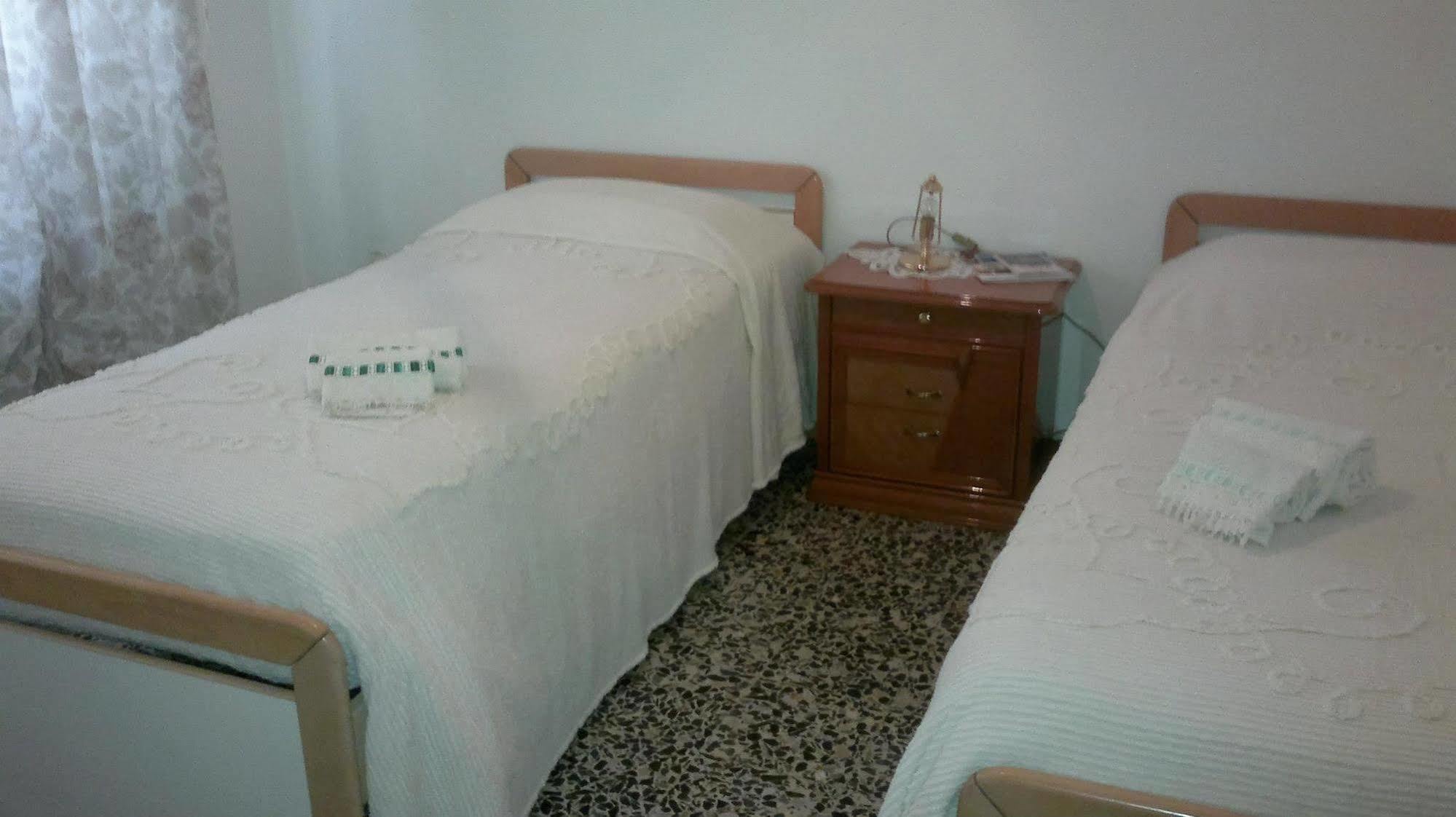 B&B In Centro San Benedetto del Tronto Eksteriør billede