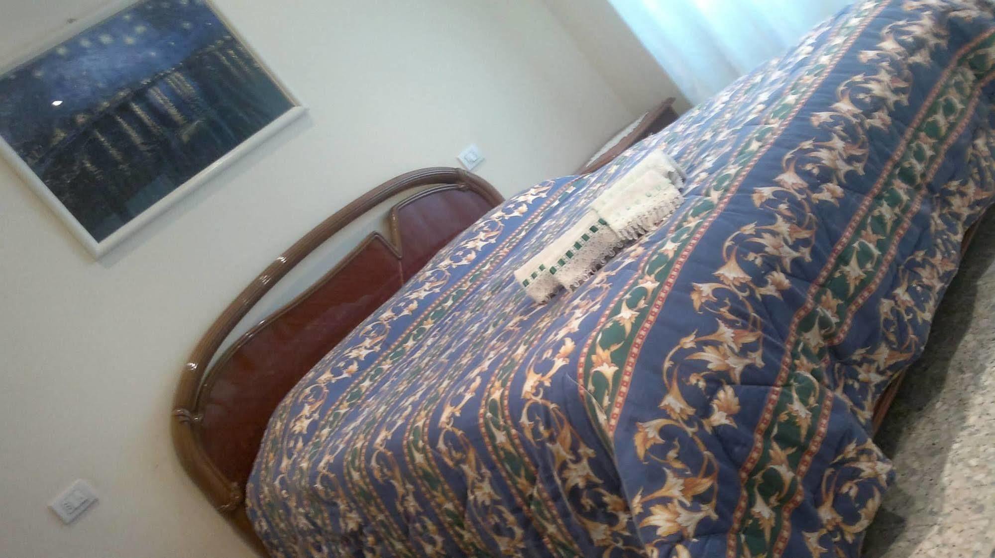 B&B In Centro San Benedetto del Tronto Eksteriør billede
